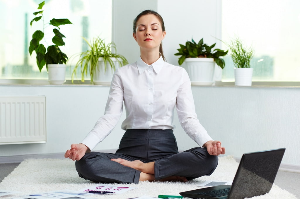 Meditation hilft, den Alltagsstress abzubauen und die innere Ruhe zu finden. Foto: Fotolia